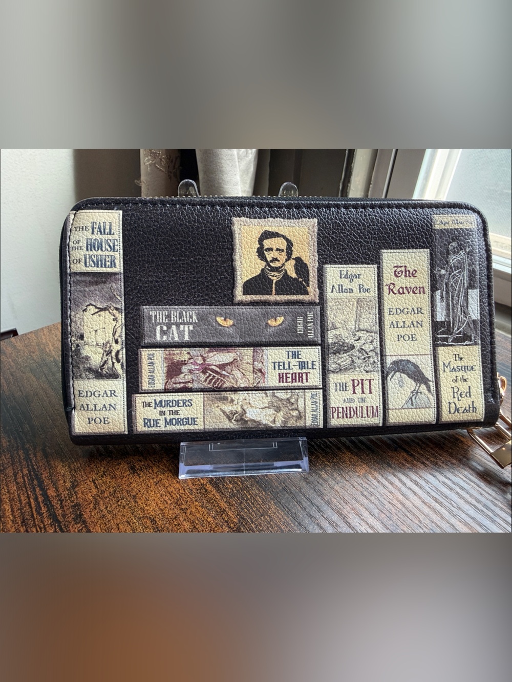 Edgar Allan Poe Black Vintage Book Art Zip Wallet